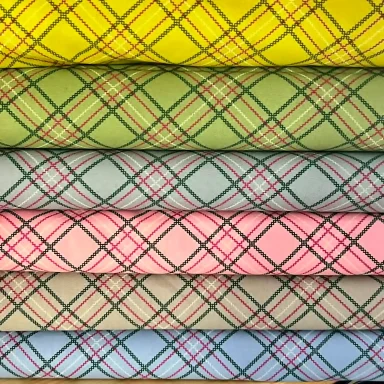 Hochwertige Trachtenstoffe und Dirndlstoffe als Meterware mit Karo im Chiemgauer Heimatwerk