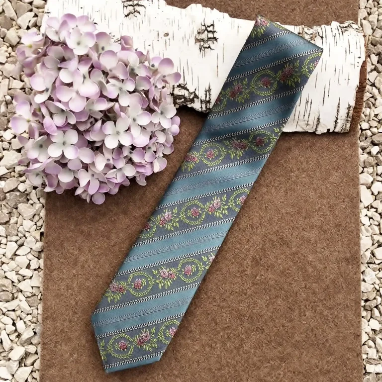 Trachtenkrawatten für Herren in Trachten-Onlineshop Chiemgauer Heimatwerk